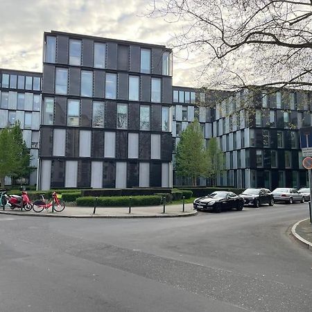 Gemutlich Und Moderne Wohnung In Düsseldorf Exterior foto