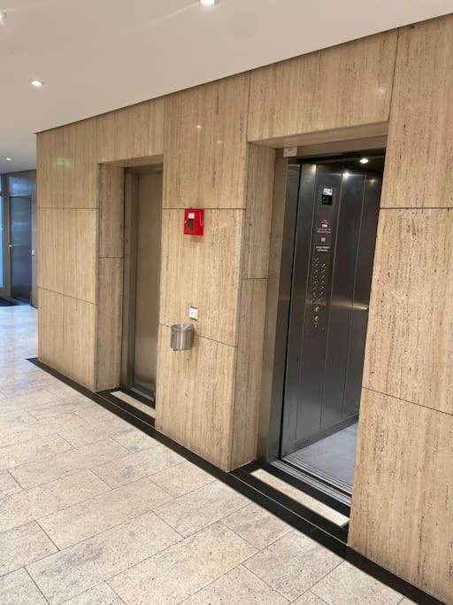 Gemutlich Und Moderne Wohnung In Düsseldorf Exterior foto